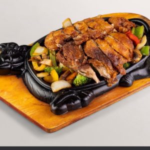 Canard croustillant aux légumes sur Teppan